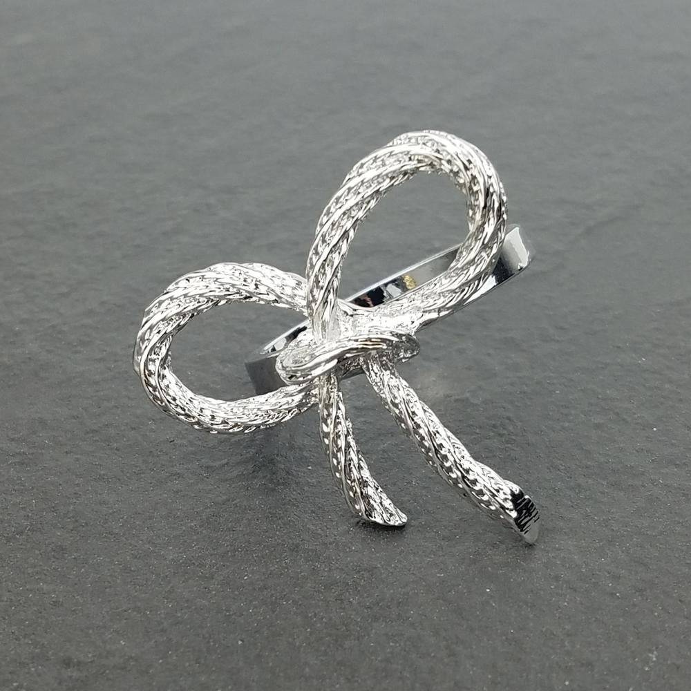 Holiday Bow Napkin Ring