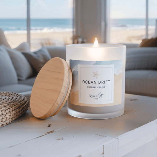 Relaxing Ocean Drift candle with seaside aroma for calm ambiance