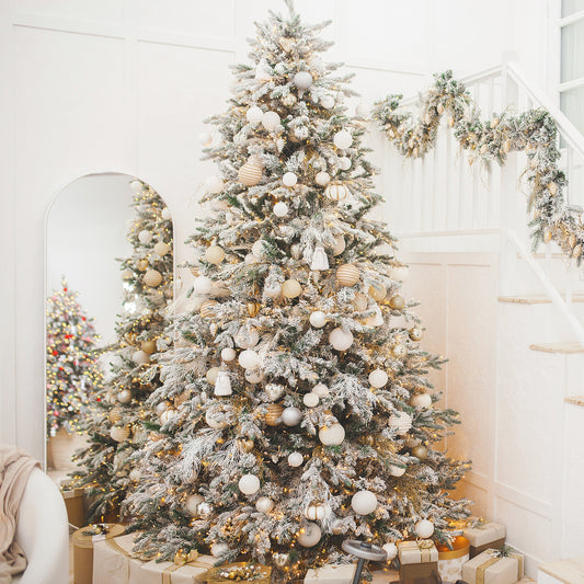 Snow White Flocked Christmas Tree (4ft to 10ft)