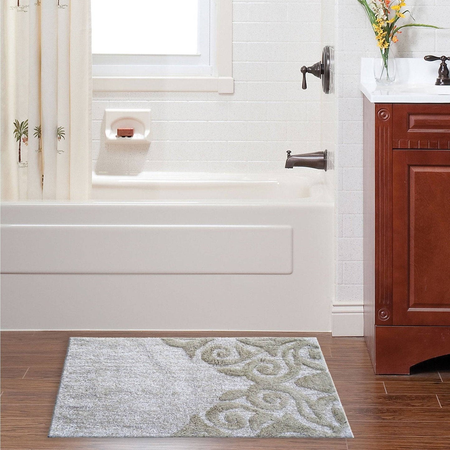 Beige & Ivory Damask Pattern Bath Rug