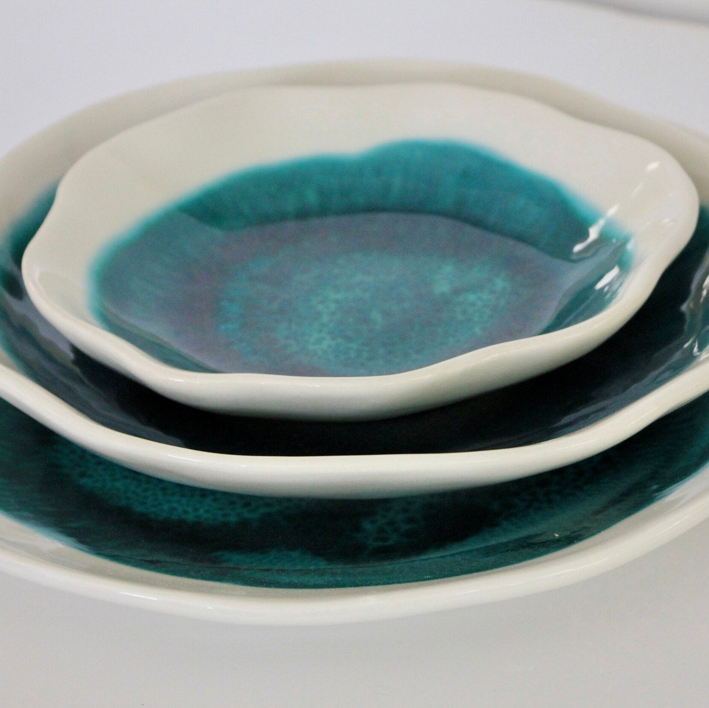 Coastal Artisan Dinnerware 3-Piece Plate & Bowl Set