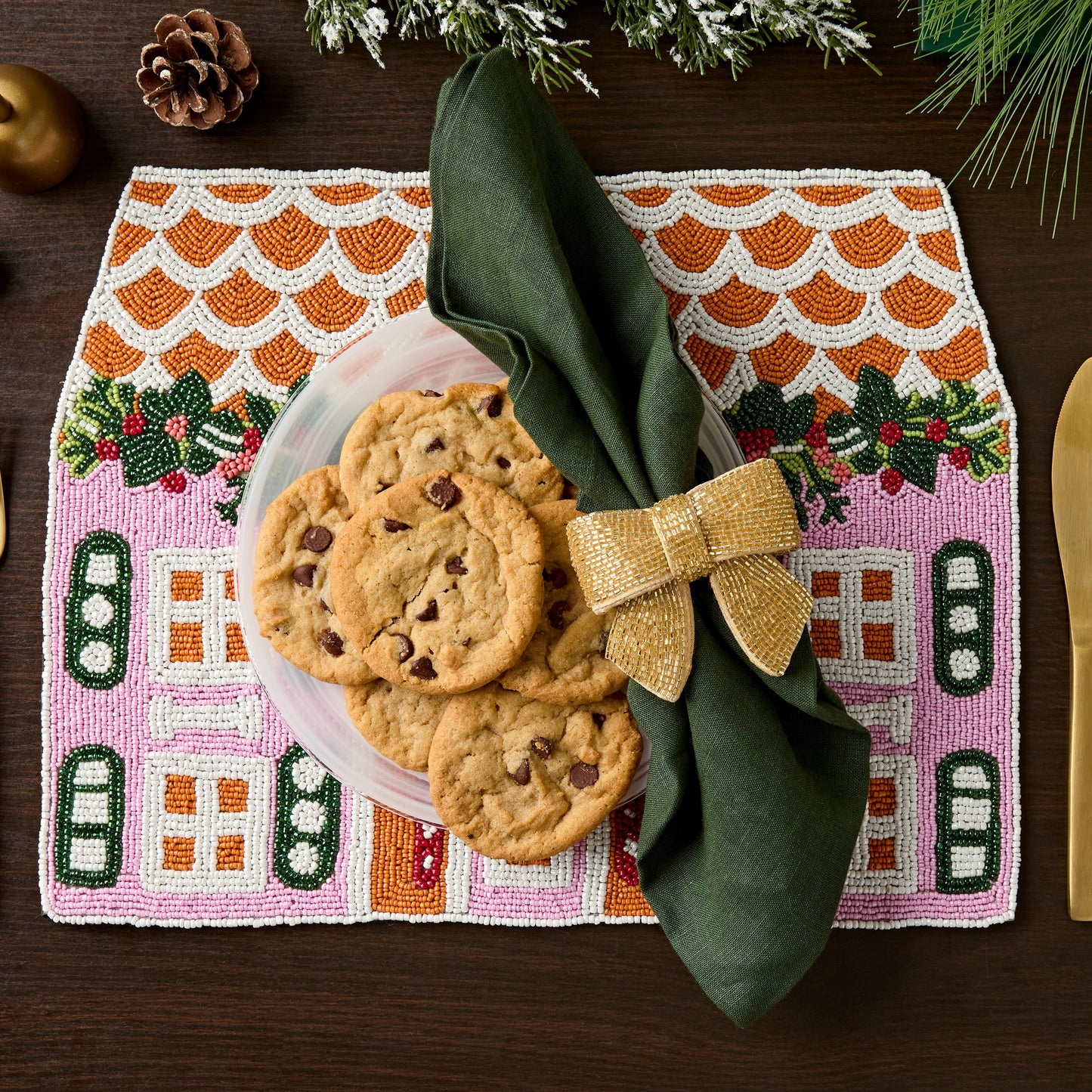 gingerbread house holiday placemat table setting décor