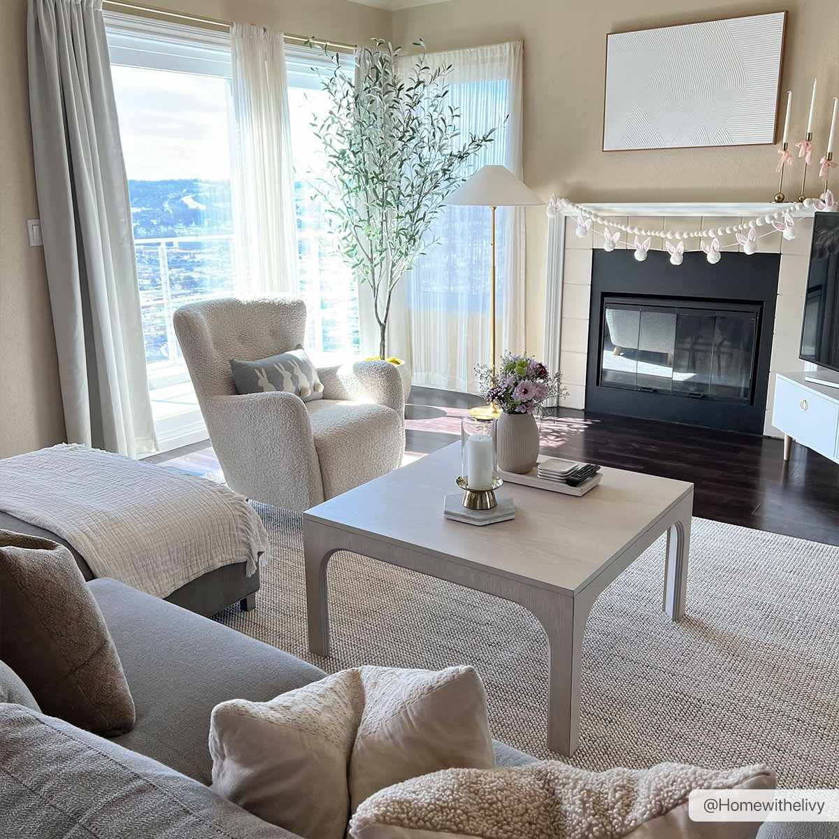 Beige & Brown Farmhouse Rug