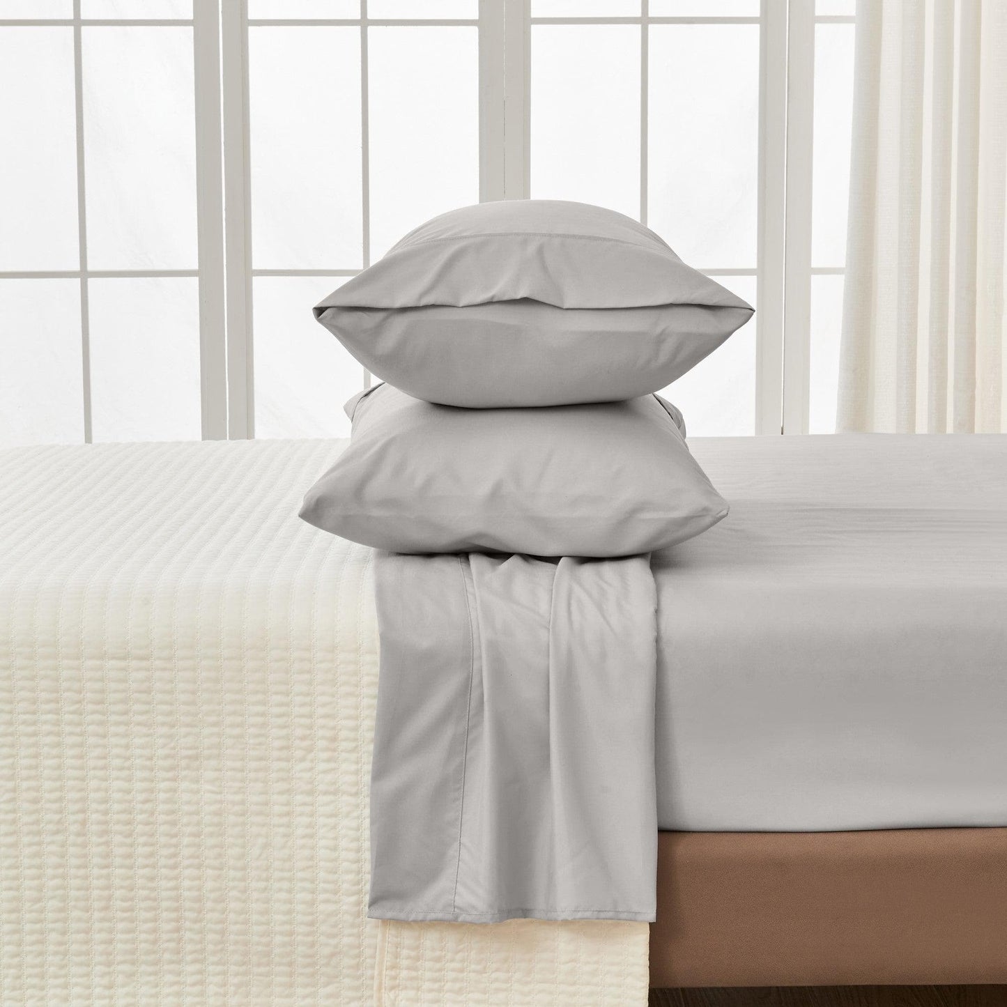4 Piece Solid Microfiber Sheet - Amara Collection