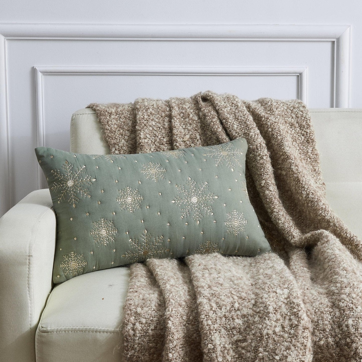 Holiday Throw Pillow