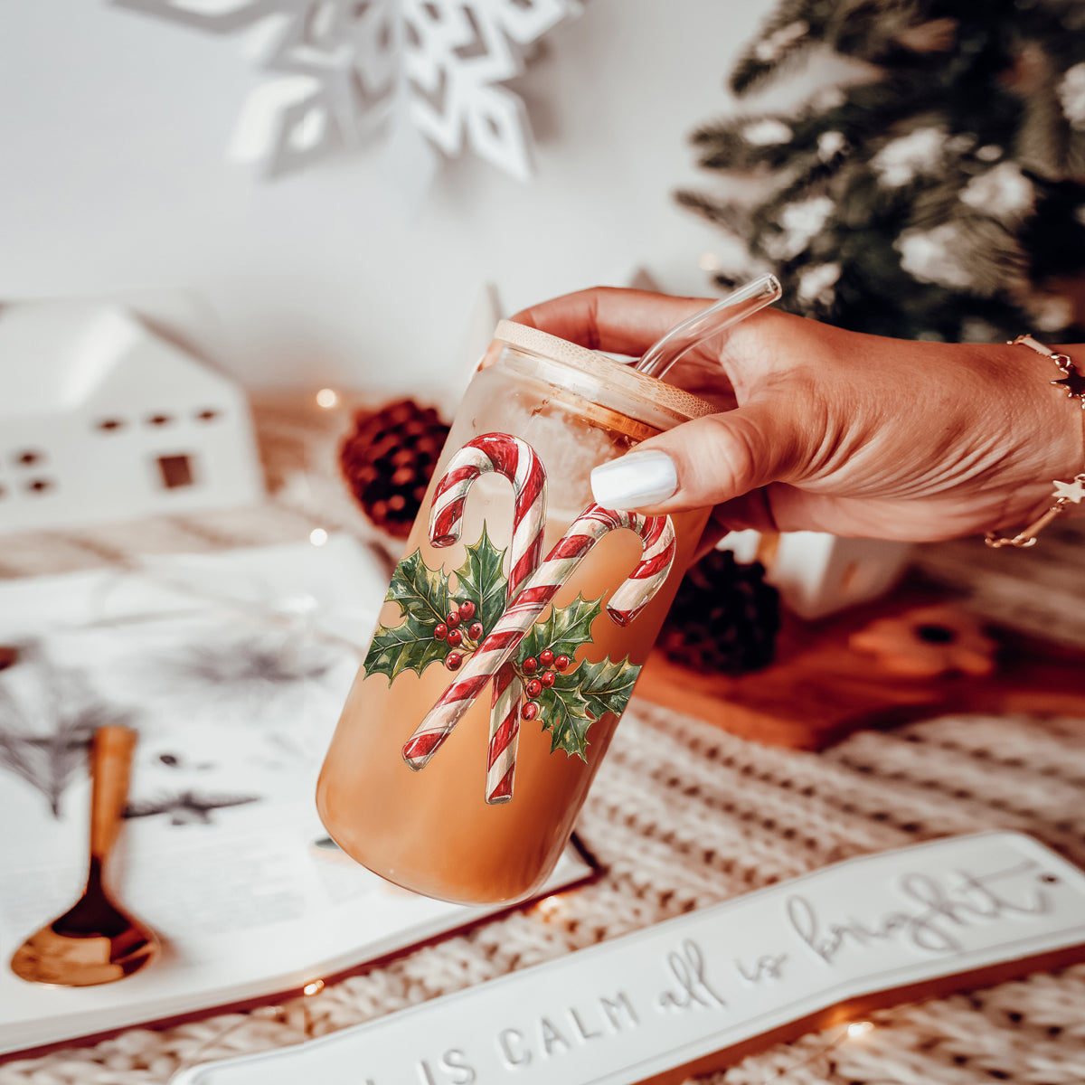 17oz Candy Cane Sipper Glass