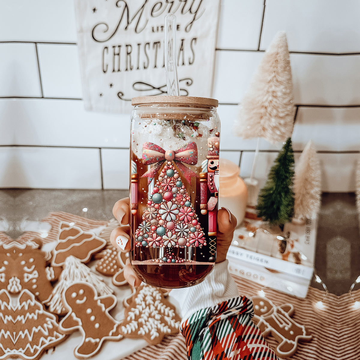 17oz Nutcracker Sipper Glass